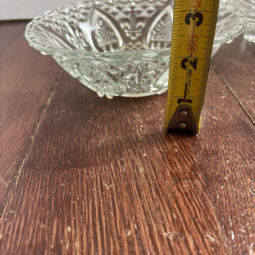 Vintage KIG Malaysia Candy Dish Clear Pressed Glass Hearts and Roses w/ Lid Chip